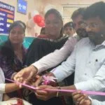 फोटो: अल्ट्रासाउंड सुविधा का उद्घाटन करते डीएम अनिल कुमार के साथ सीएस डॉक्टर केके कश्यप व अन्य।