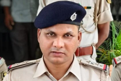 इसुआपुर के नए पदस्थापित थानाध्यक्ष गौरव कुमार गौरव।